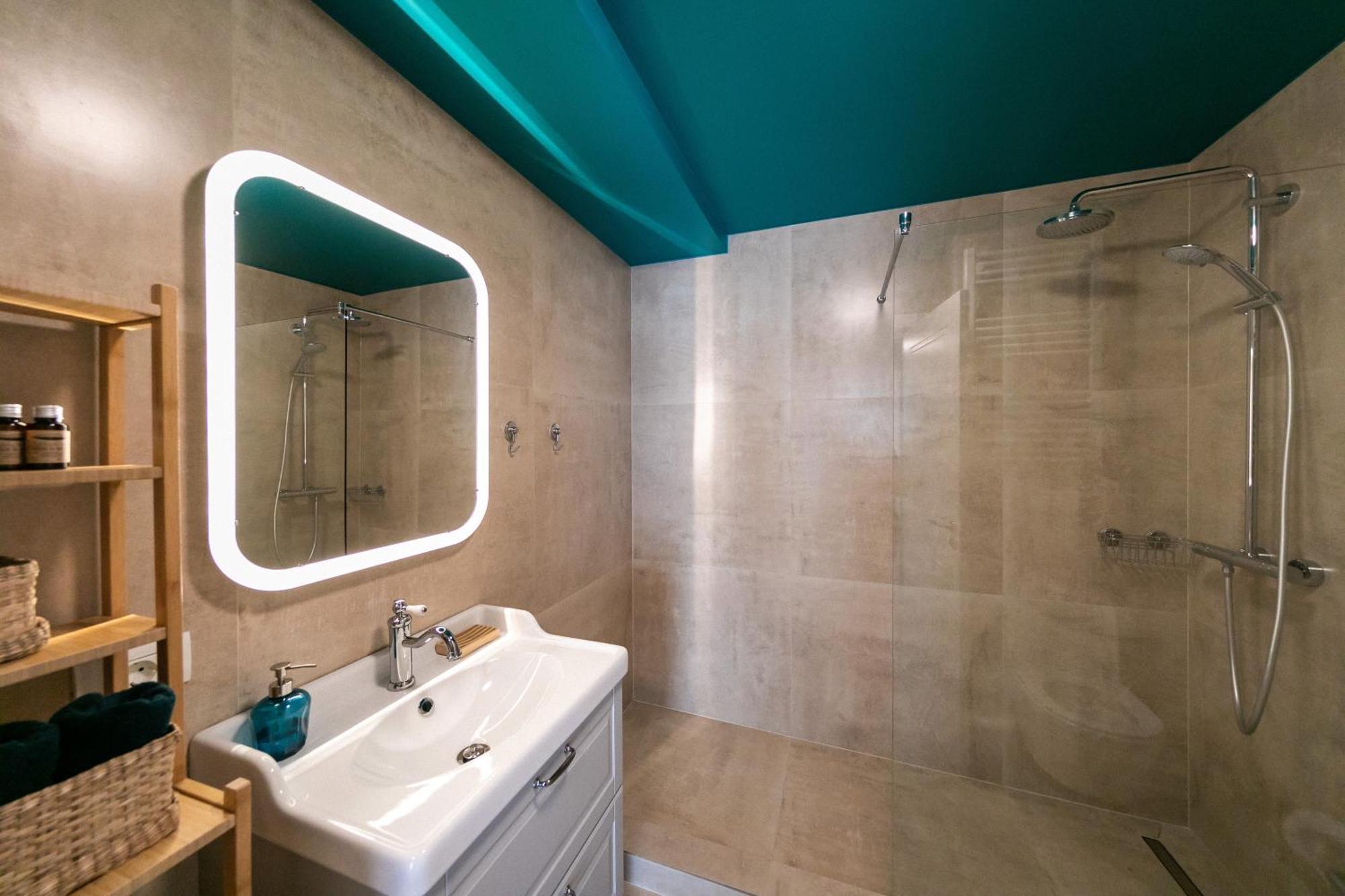 Blue Shadow - Moxa Home - New Building บูคาเรสต์ ภายนอก รูปภาพ